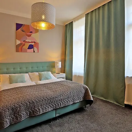 Pilgrim Hotel