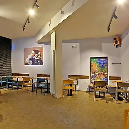 Pilgrim فندق